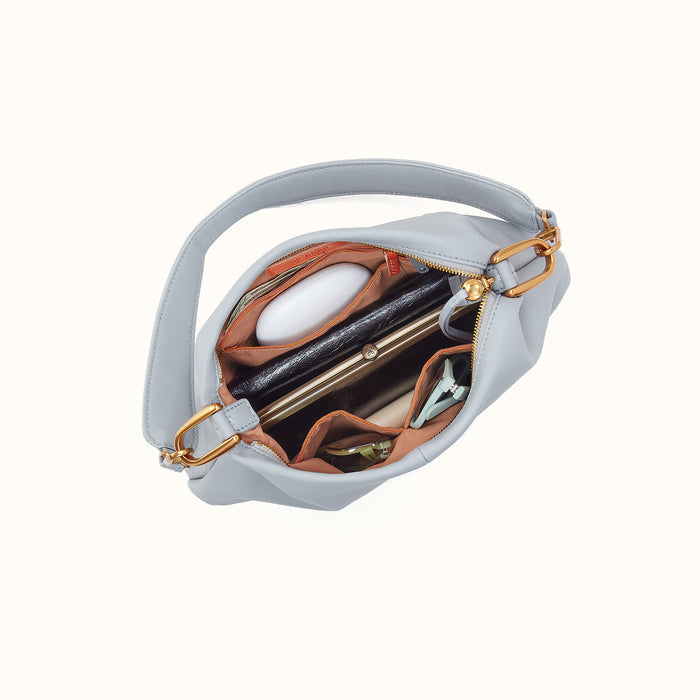 Advance Shoulder Bag in Pebbled Leather - Indigo Cloud