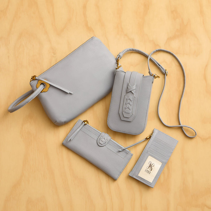 Daisy Daze Large Wristlet in Pebbled Leather - Indigo Cloud