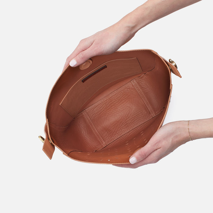 Catalina Hobo In Smooth Leather - Doe