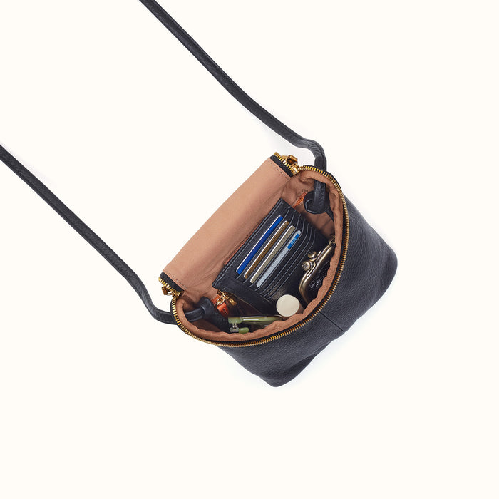 Fern Crossbody in Pebbled Leather - Black
