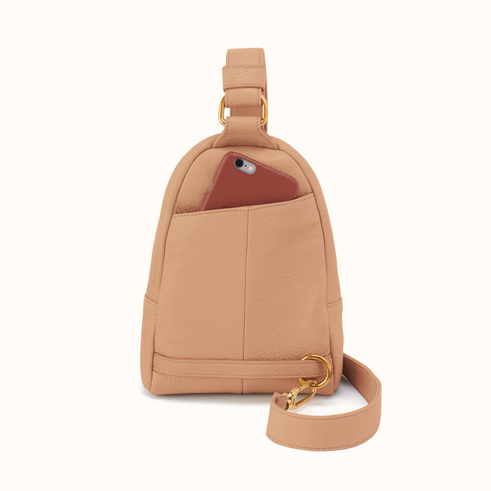 Fern Sling In Pebbled Leather - Sandstorm