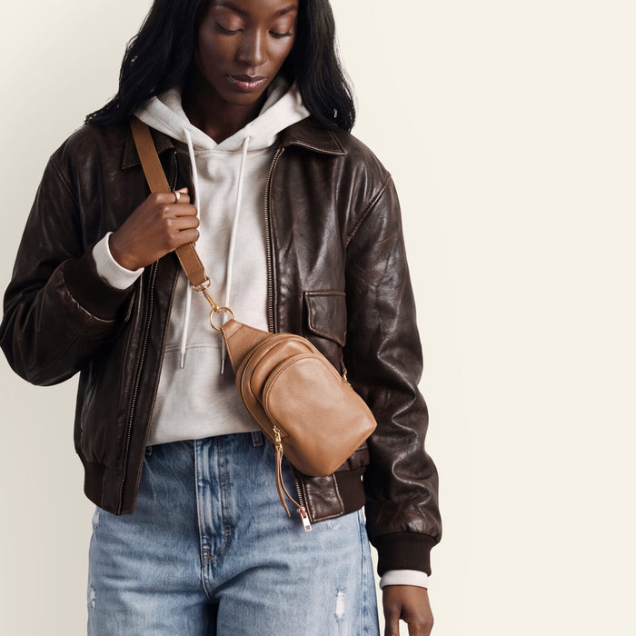 Fern Small Sling In Pebbled Leather - Timber Brown