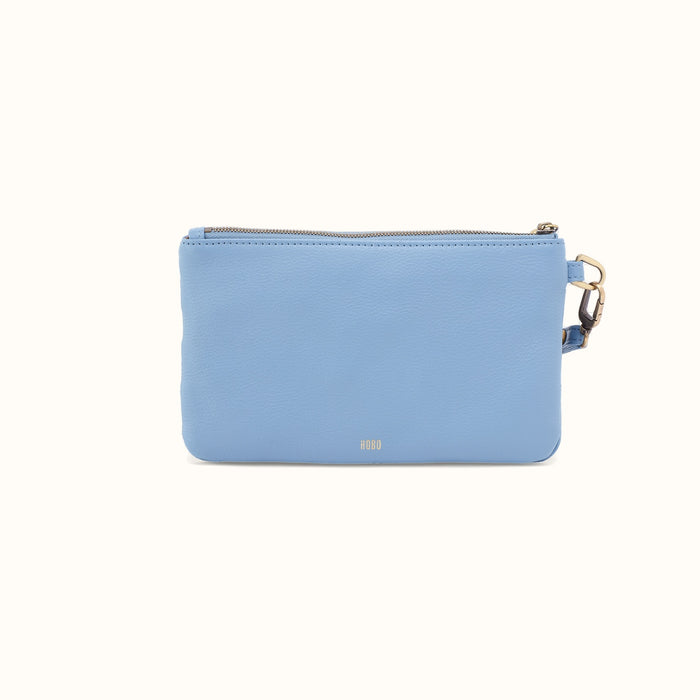 Goldie Wristlet In Pebbled Leather - Seabreeze