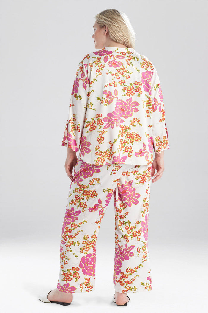 N NATORI