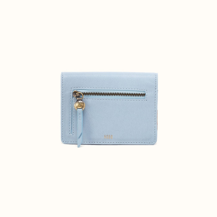 Hutton Small Wallet In Micrograin Leather - Dusted Sky