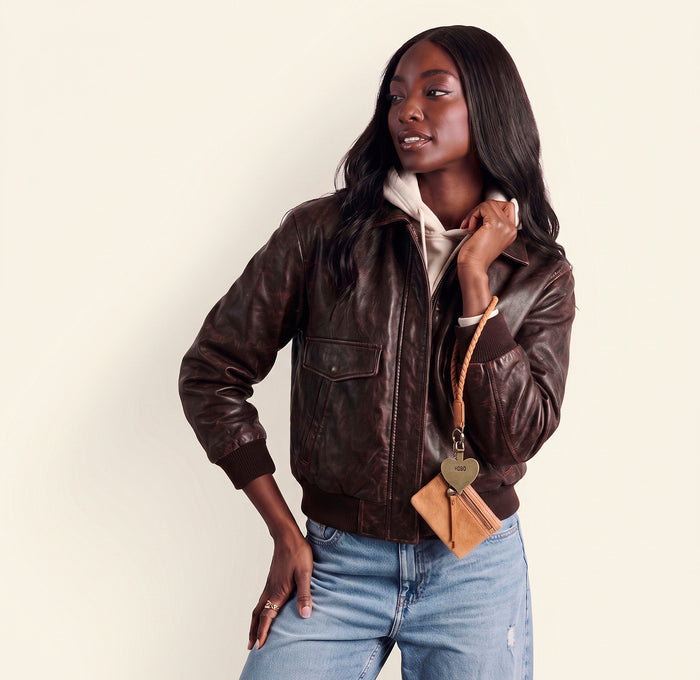 Lasso Phone Wristlet In Buffed Leather - Whiskey