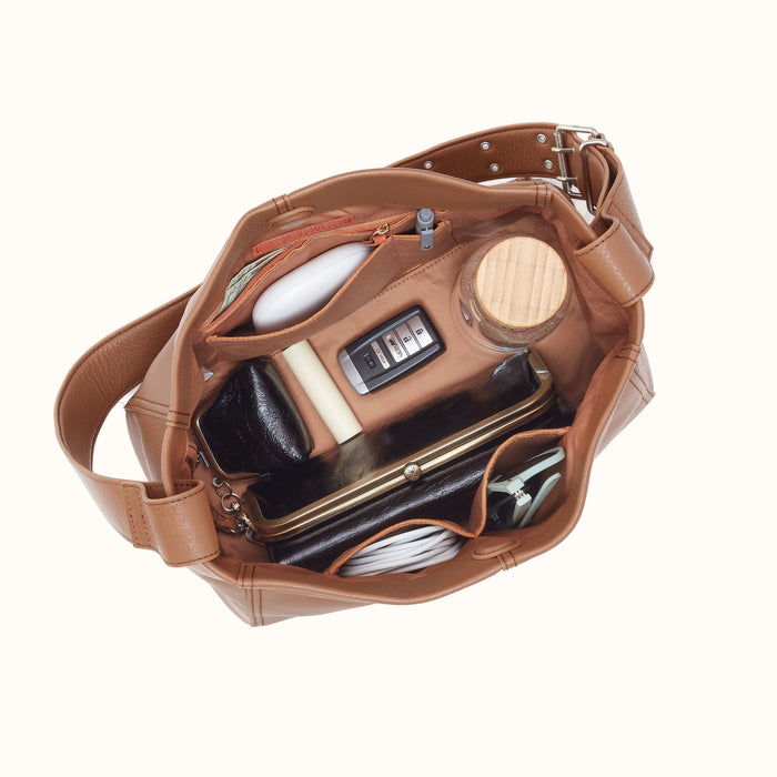 Render Shoulder Bag in Pebbled Leather - Brown Sugar
