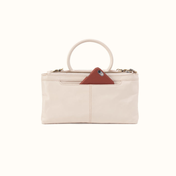 Sable Crossbody With Charm In Polished Leather - Pale Flax