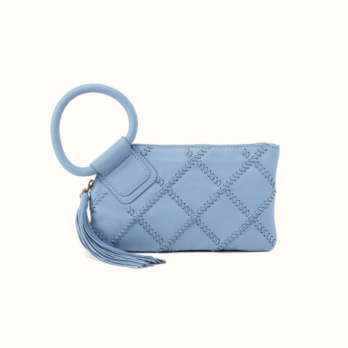 Sable Wristlet In Cloud Leather - Bluebell- FOL