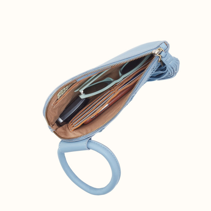 Sable Wristlet In Cloud Leather - Bluebell