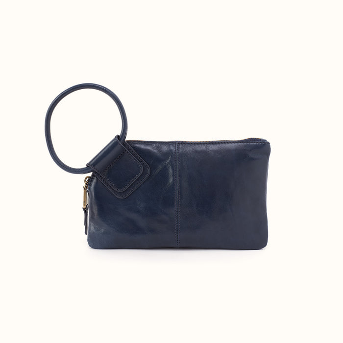 Sable Wristlet In Polished Leather