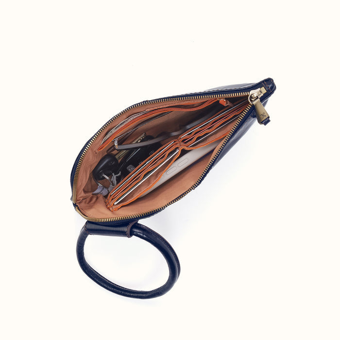 Sable Wristlet In Polished Leather