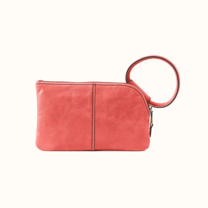 Sable Wristlet In Polished Leather - Pink Mirage