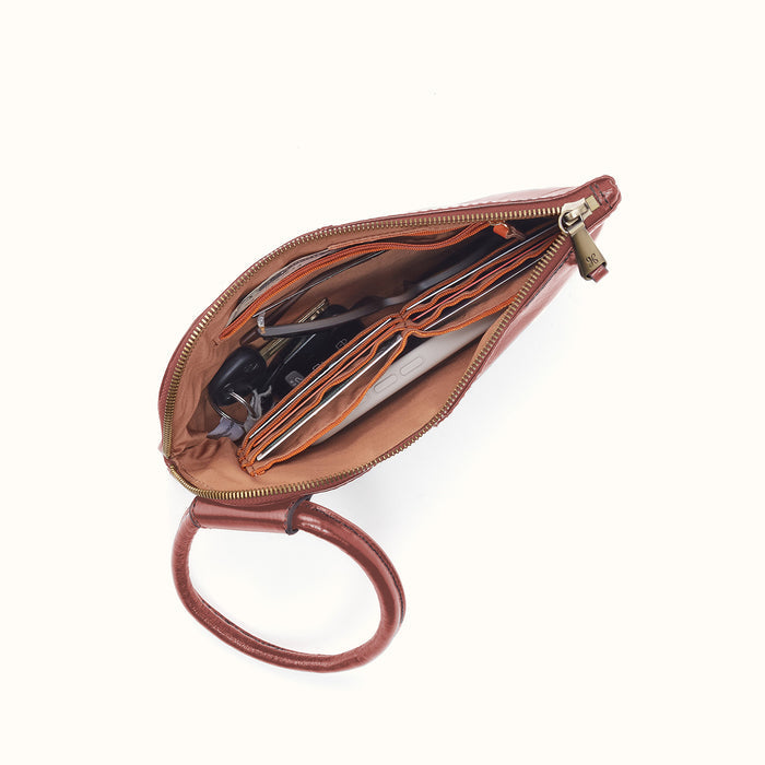 Sable Wristlet In Polished Leather