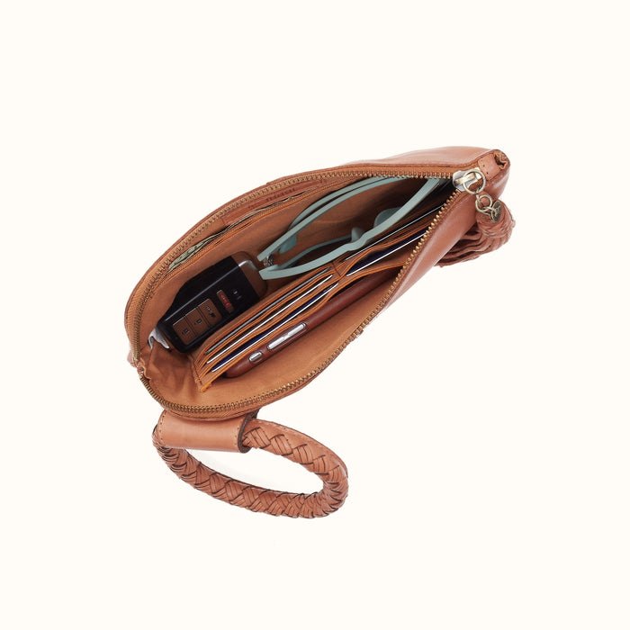 Sable Wristlet in Washed Leather - Harvest Wheat