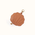 Seashell Clip Pouch in Smooth Leather - Warm Cashew- FOL
