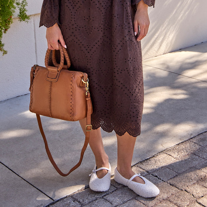 Sheila Medium Satchel In Washed Leather - Harvest Wheat
