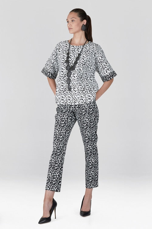 Stencil Vine Jacquard T-Shirt Top