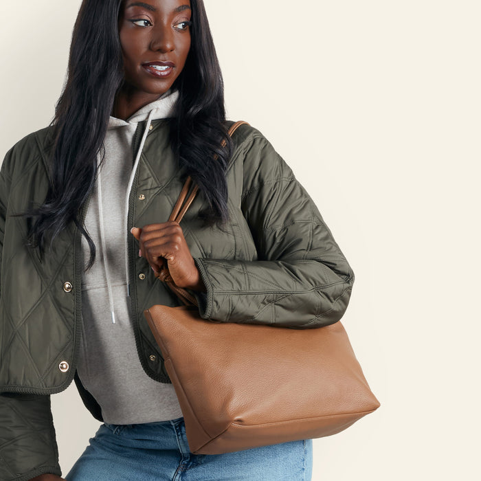 Studio Softie Tote In Pebbled Leather - Timber Brown