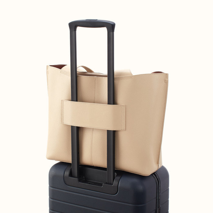 Vida Large Tote In Micro Pebbled Leather - Almond