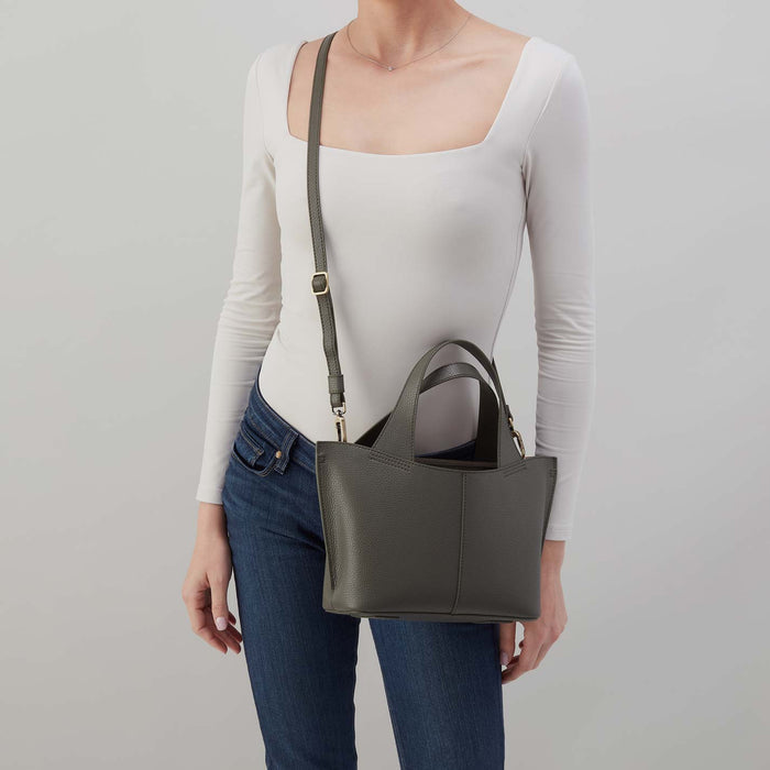 Vida Small Tote in Micro Pebbled Leather - Desert Palm